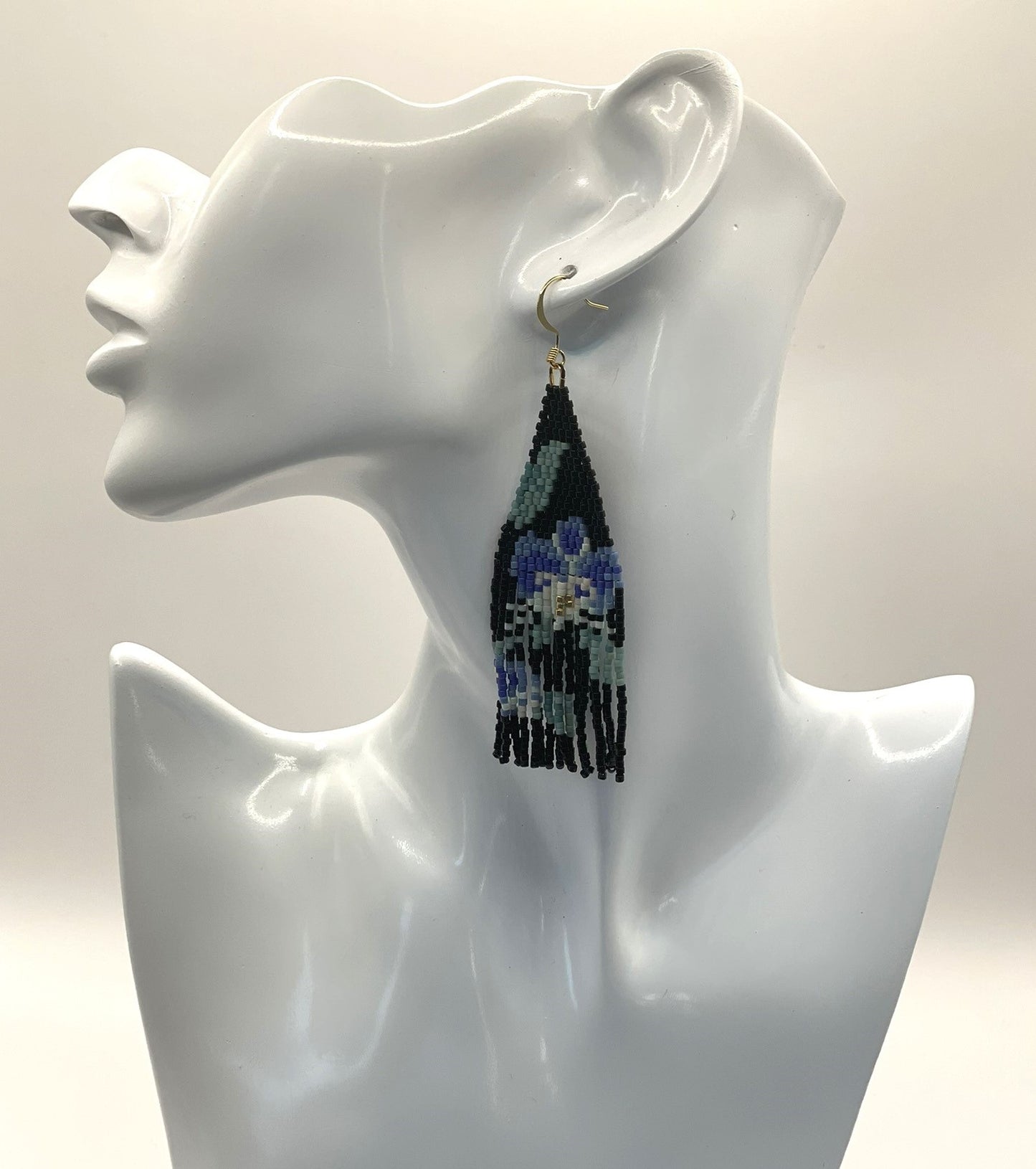 Orchidée noire et bleue