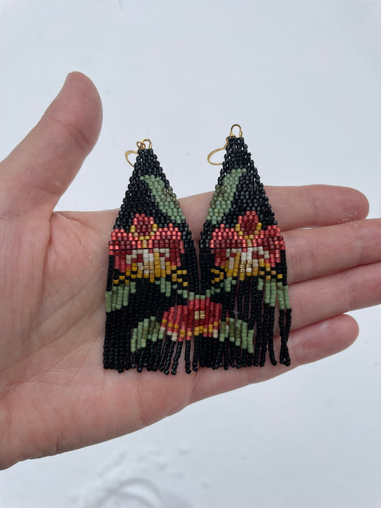 Orchidée noire et rouge