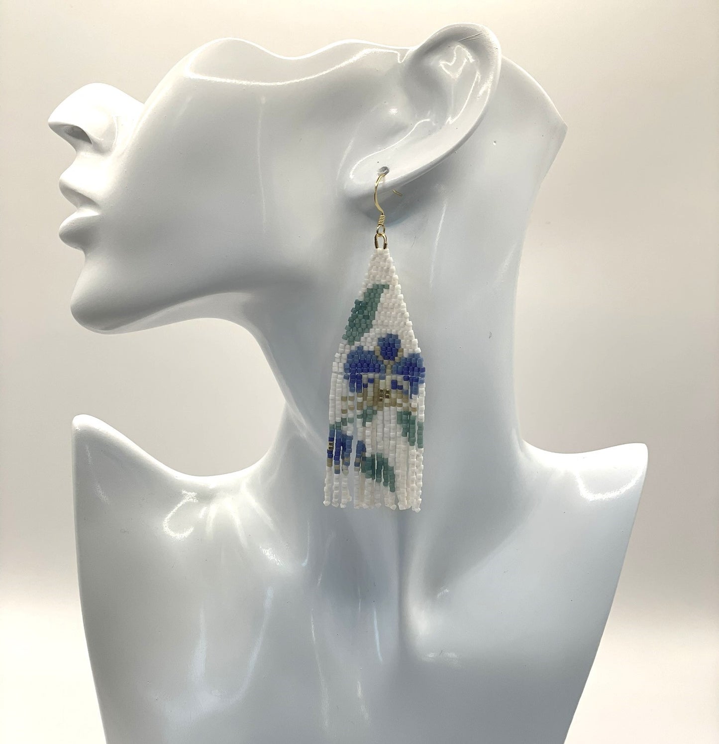 Orchidée blanche et bleue